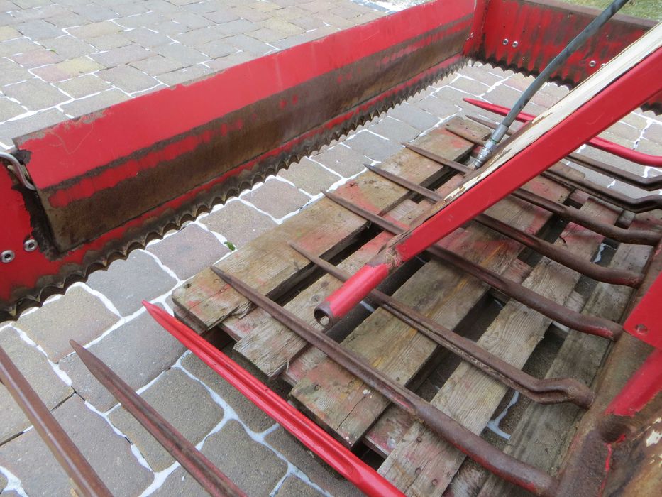 Wycinacz Wycinak do kiszonki Trioliet