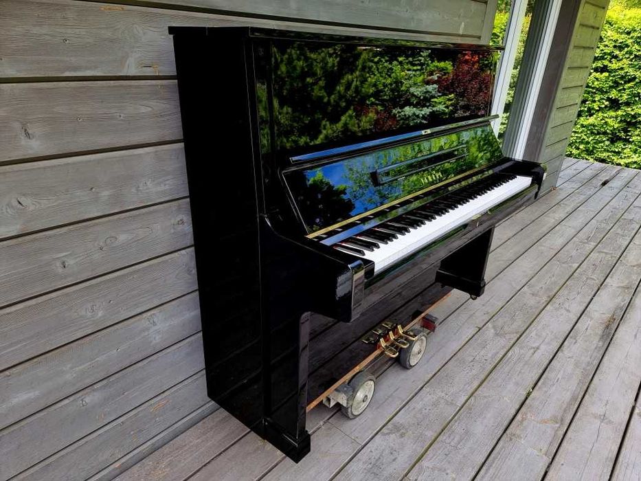 Pianino YAMAHA U2 127cm 1975r CZARNY POŁYSK