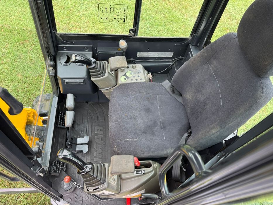 Mini escavadora yanmar 2.5 tn