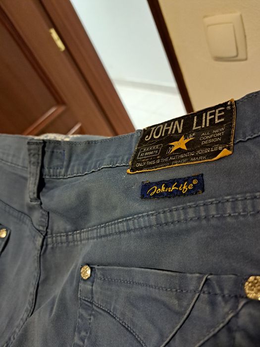 Calcas de senhora n.44 em bom estado