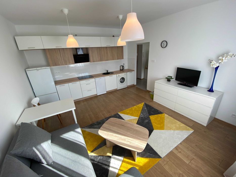 Wynajmę 2 pokojowe mieszkanie w centrum Nowej Huty Kraków