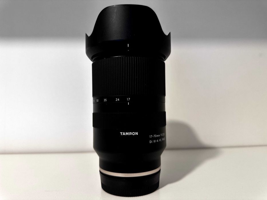 Tamron 17-70mm f/2.8 Di III-A VC RXD Sony E-Mount - Excelente Estado