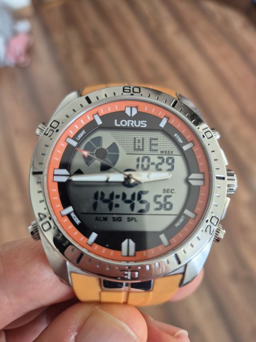 Zegarek Lorus R2B11AX9