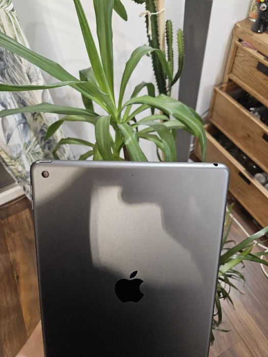 Apple iPad 8. generacji 64 GB