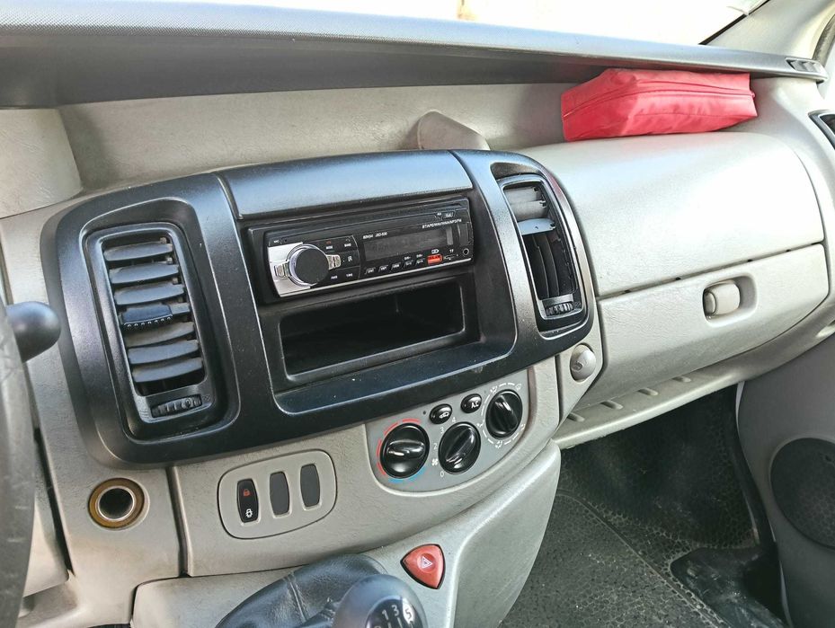 vendo renault trafic