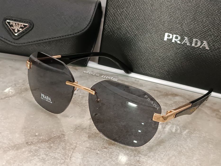 Брендові жіночі окуляри Prada. Нові.