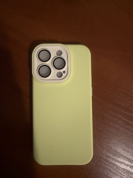 Чехол на Iphone 14pro