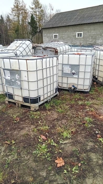 Czyste Zbiorniki 1000L używane