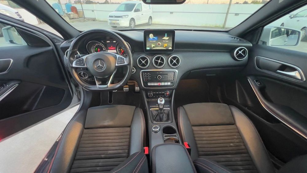 Mercedes-Benz A 180 AMG | 2017 | 109 cv | 170.000 km