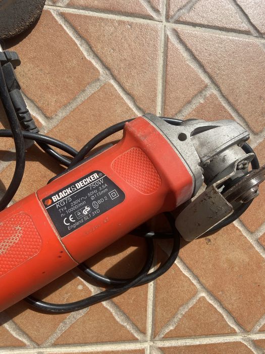Rebarbadora Black & Decker