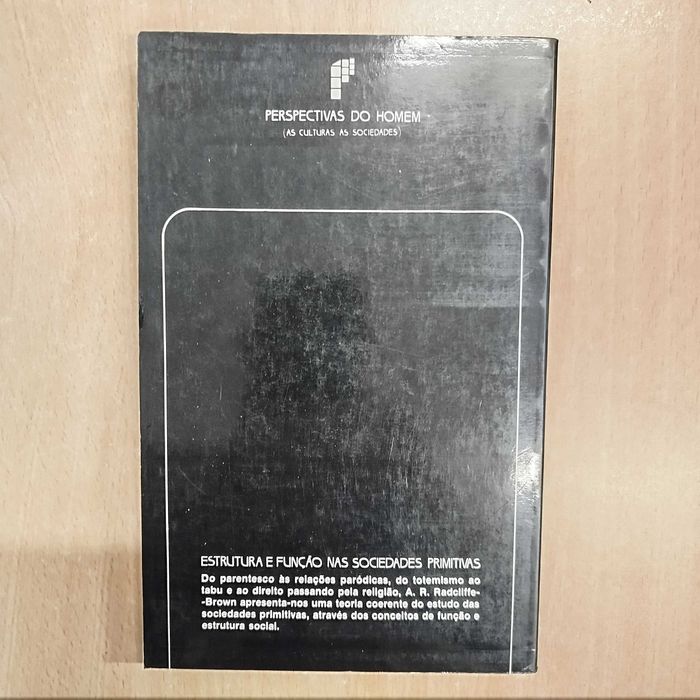 Estrutura e Função nas Sociedades Primitivas - A. R. Radcliffe- Brown