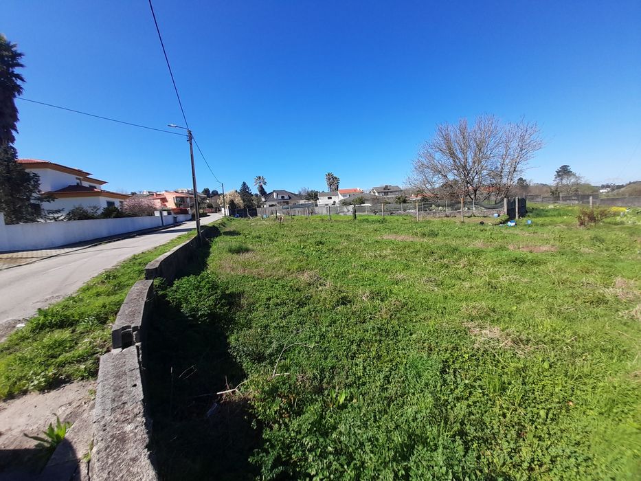 Terreno para venda em Fiães