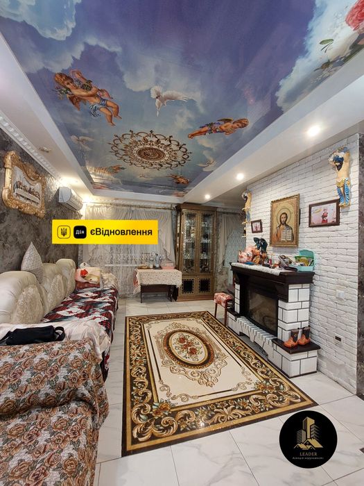 Продам 3к.квартиру район район Украина Є-Відновлення