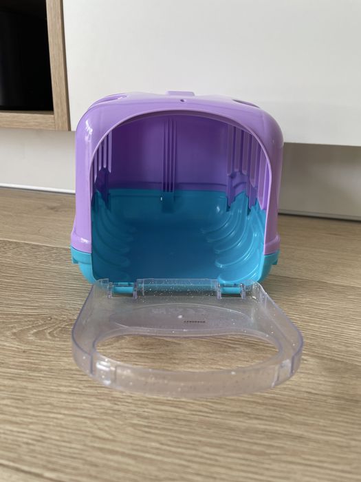 Kontenerek na pluszowego kota psa