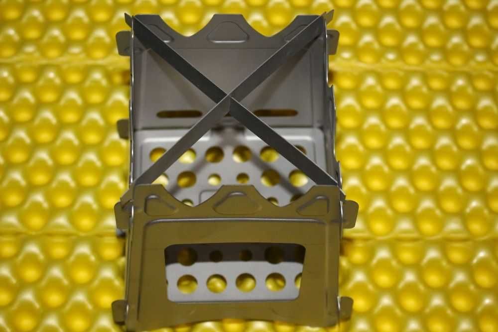 Титановая печка на дрова щепочница из титана. Титанова щепочниця пічка