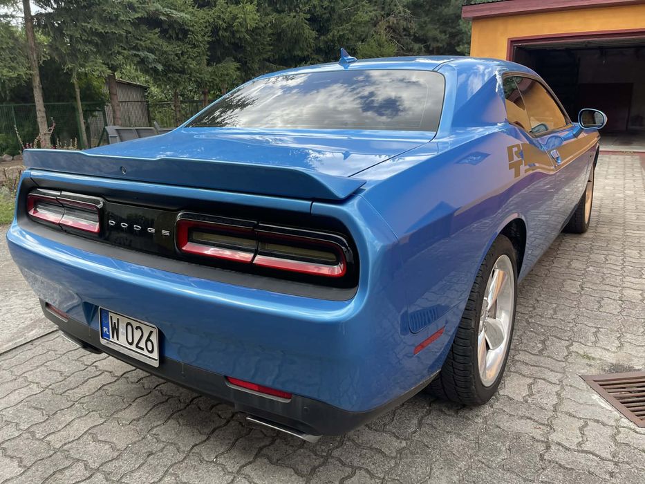 Dodge challenger 5.7 hemi