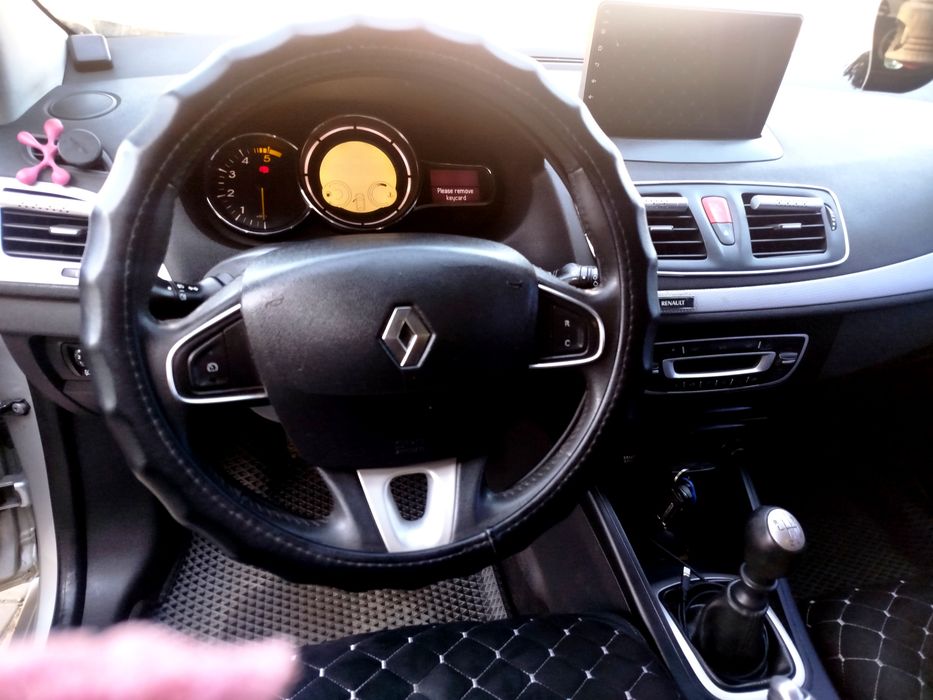 Renault Megane 3 2011рік 1.5 к9к