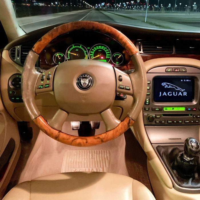 Jaguar Xtype estate Luxury