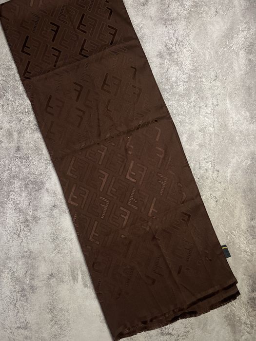 Платок шарф Fendi