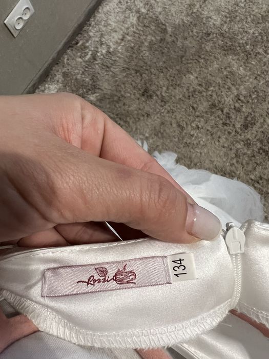 Продам плаття 134
