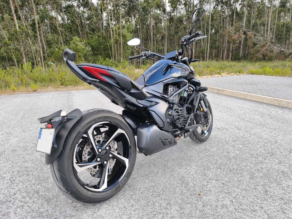 Zontes 350V1 - Como Nova | Apenas 2684Km | Garantia de Fábrica