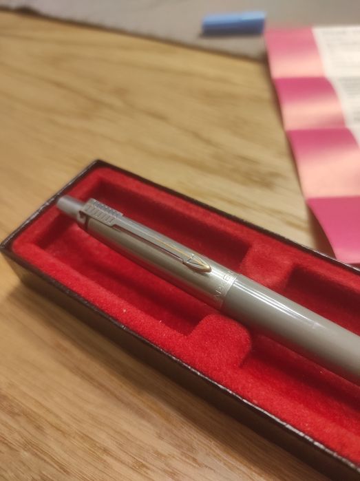 Parker Jotter Made in England – kolekcjonerski,  pudełko i instrukcja