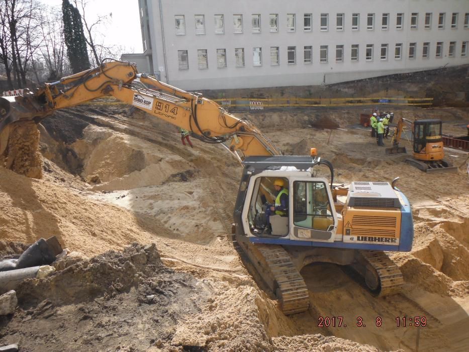 Koparka obrotowa Katowice  Będzin i okolice od 800 kg do 35 ton.