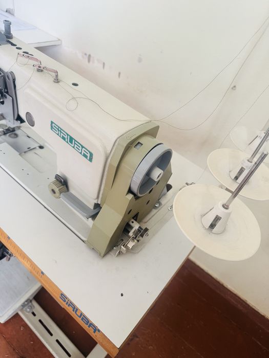 Siruba  двоголкова  швейна машина з відключенням голок