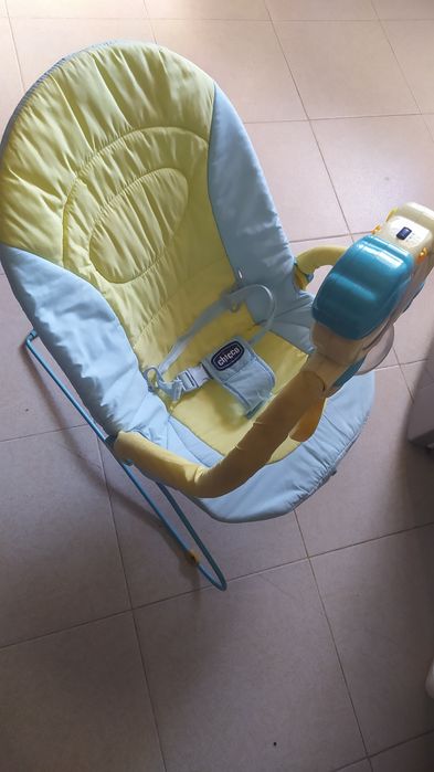 Espreguiçadeira / cadeira de baloiço Chicco