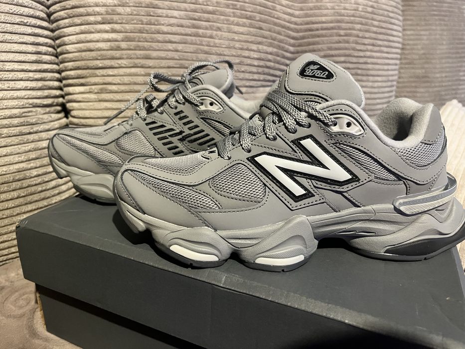 New Balance 9060 Grey