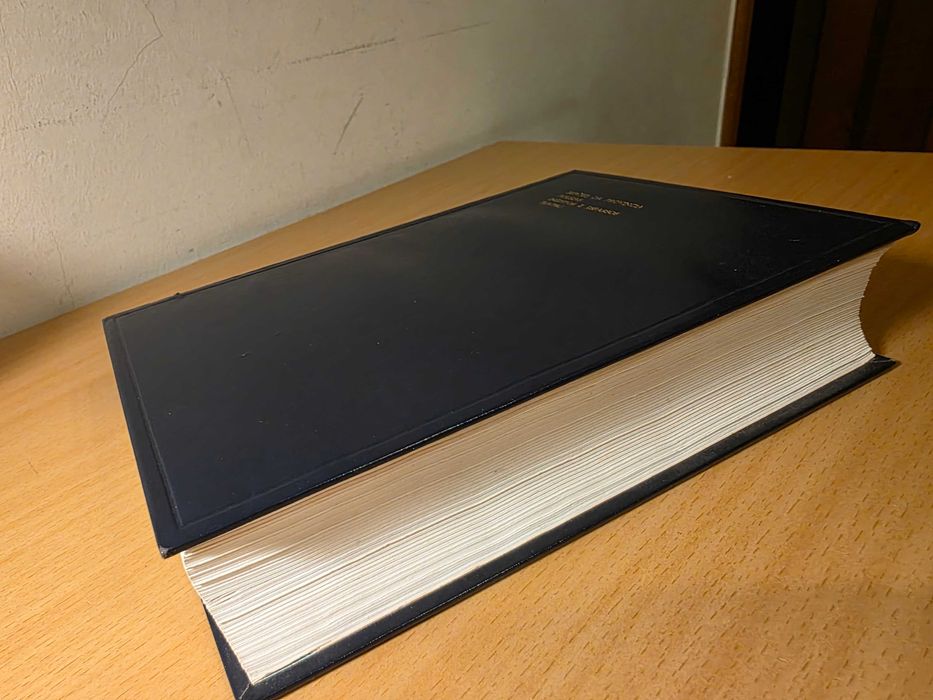 Livro "Obras de Júlio Dinis", volume II, em papel bíblia