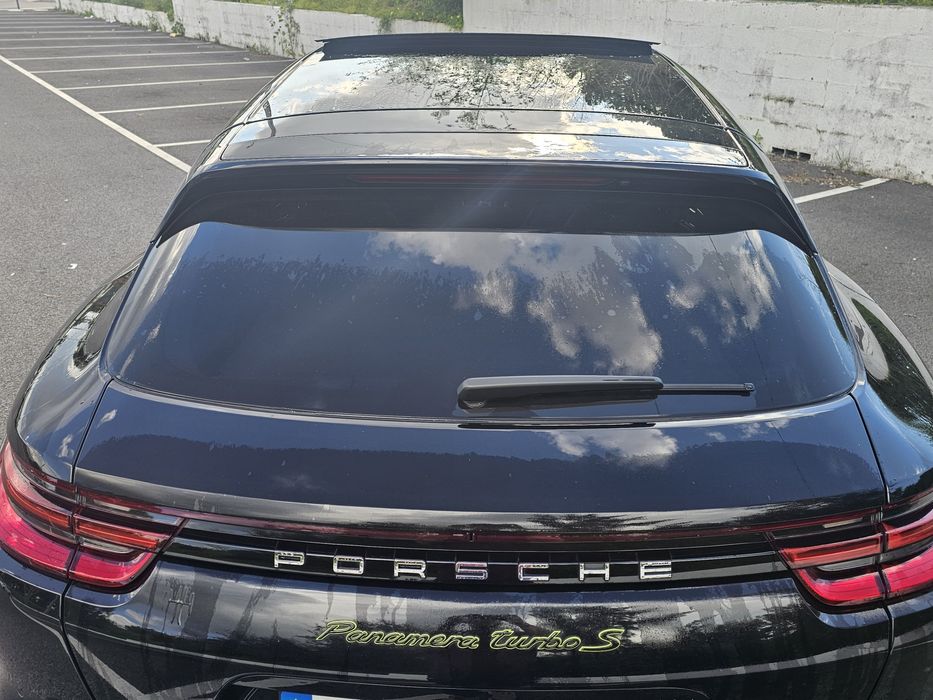 Porsche Panamera Turbo S e-hybrid Spor-Turismo