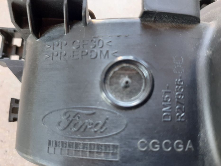 Корпус лючка бензобака Ford C-Max 2014г