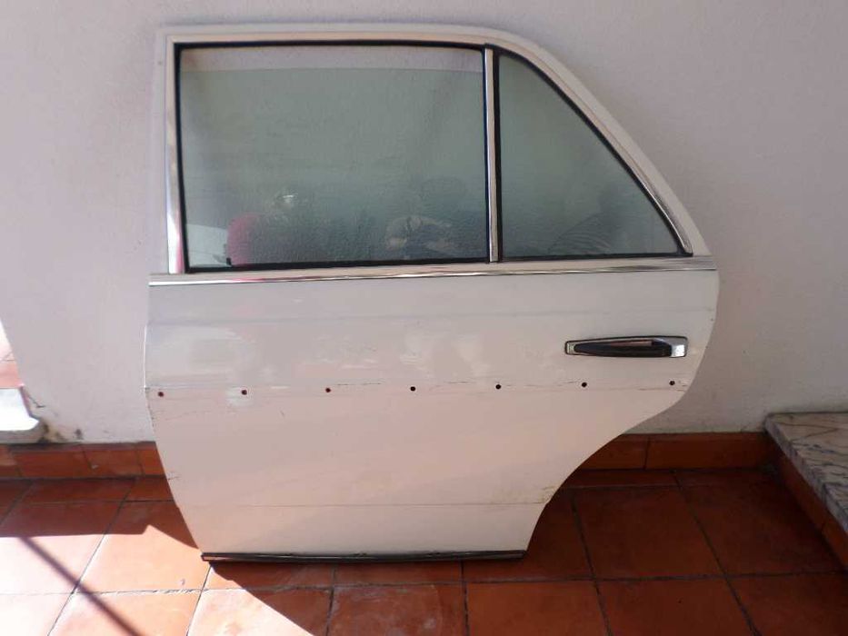 Portas Mercedes W123