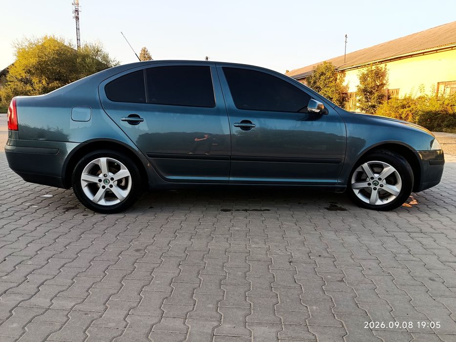 SKODA  Octavia  1.6 mpi