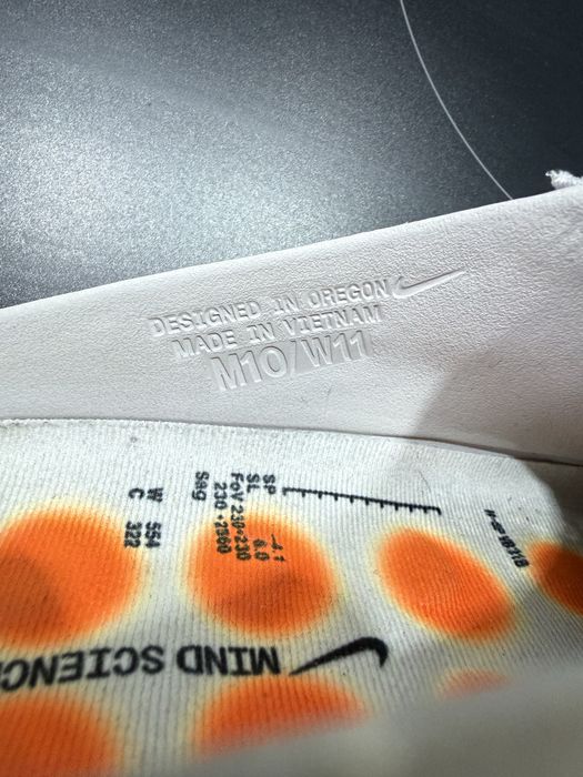 Klapki Nike Mind