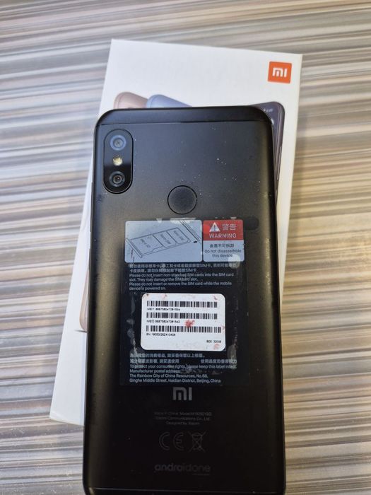 Xiaomi Mi A2 Lite смартфон, мобільний телефон.