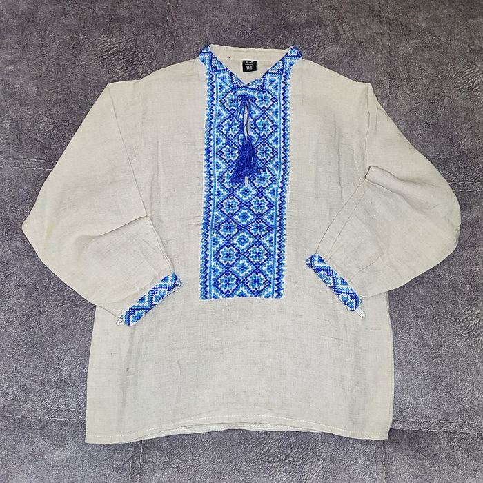 Вишиванка дитяча льняна. На зріст 110 максимум