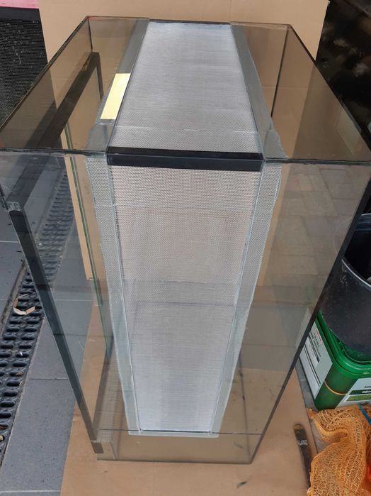 60×40×85 terrarium ,kameleon