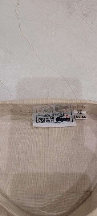 Koszula Lacosta, wyprodukowana we Francji