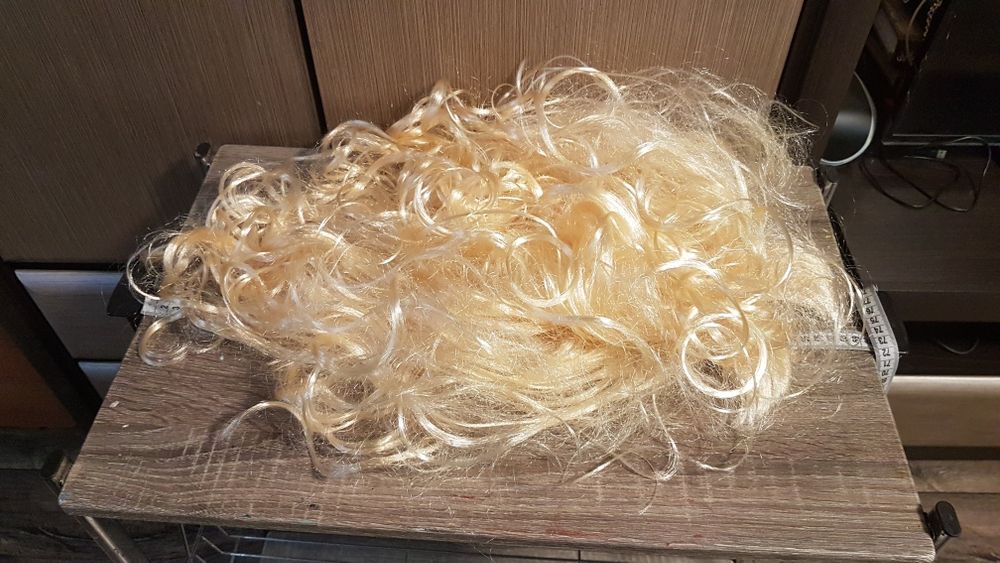 Парик Золушка. р. 58.