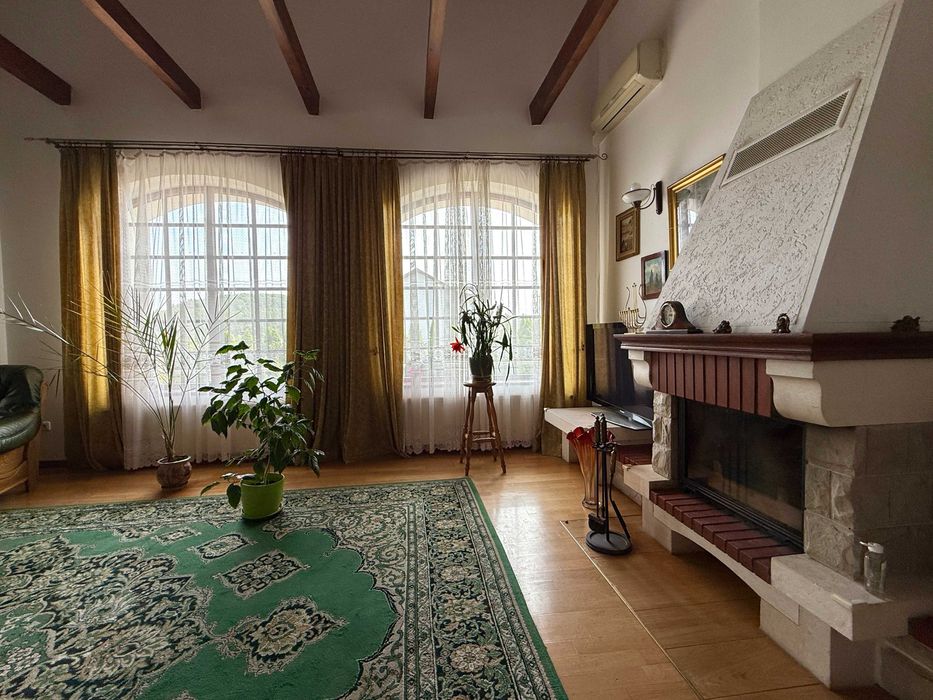 Продаж заміський будинок 450м2 15 сот.землі Брюховичі р-н рест. Байка