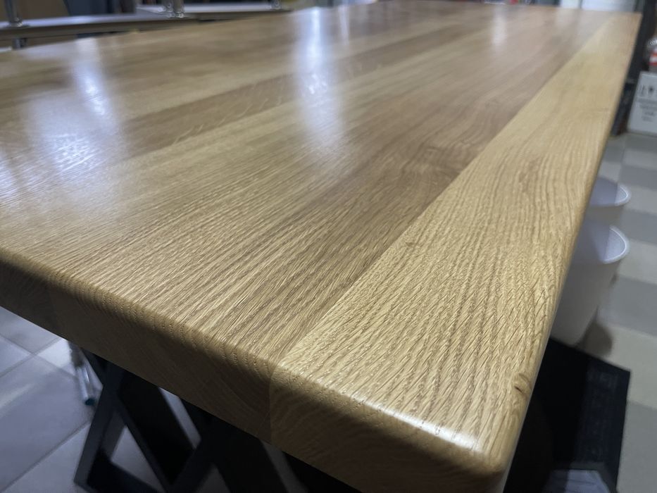 Стіл дубовий кухонний