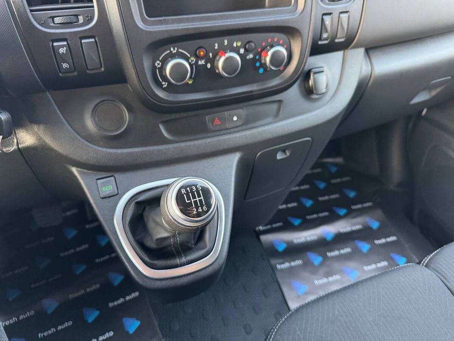 Renault Trafic 2021 freshauto