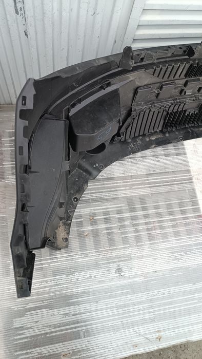 Vendo parachoque de frente Renault master ano 2024