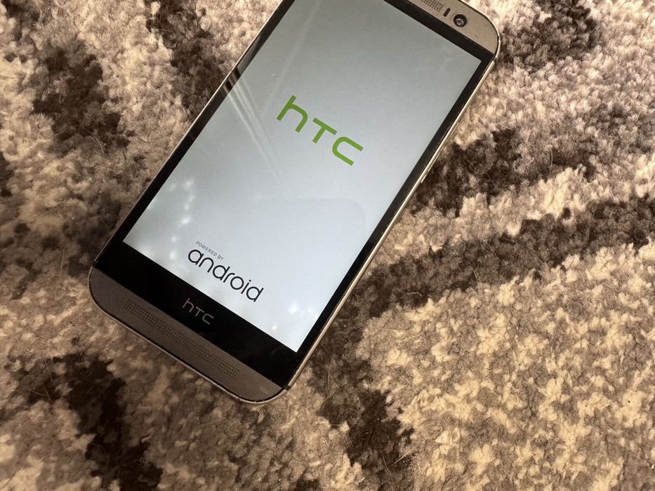 Htc one m8 dual sim