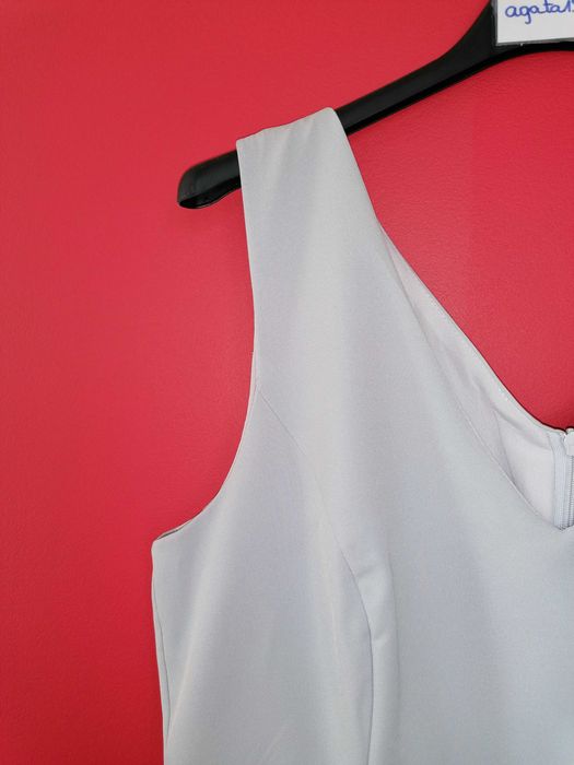 Szara elegancka sukienka na ramiączkach długa maxi na niską osobę