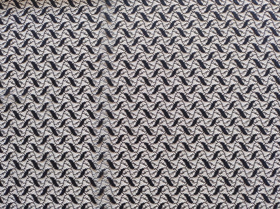 Відрізи тканин Гіпюр