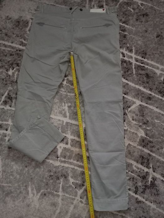 Продам чоловічі джинси сірого кольору
