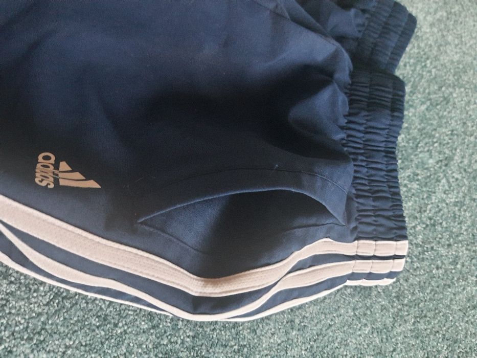 Calções Adidas originais 10 anos